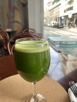Detox juice  at Padoca Vegan - Fábrica in Vila Nova De Gaia