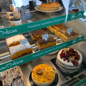 All vegan at Padoca Vegan - Fábrica in Vila Nova De Gaia