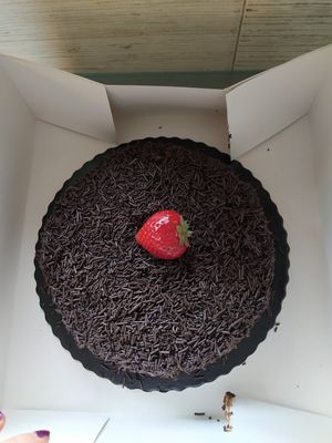 Bolo brigadeiro at Padoca Vegan - Fábrica in Vila Nova De Gaia