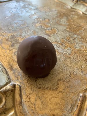 Chocolate balls at YayaRaw in Izmir