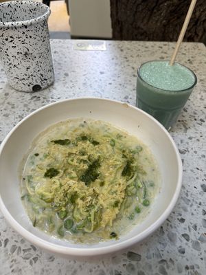 Warm pesto pasta   at YayaRaw in Izmir