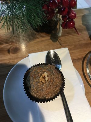 Vegan cake at Ruudo Coffee & Bakery in Izmir