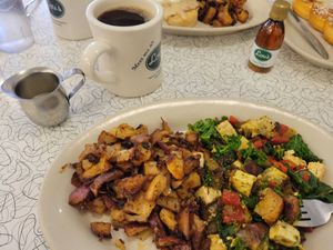 Tofu scramble at Lou's Restaurant & Bakery in Hanover