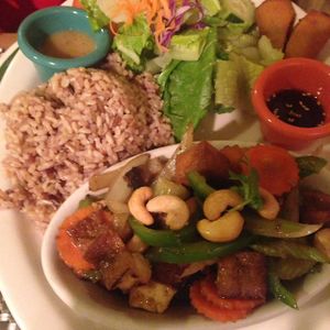 cashew dish at Thai Vegan in San Antonio