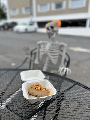 Peanut butter cheeze cake and our seat mate    at Herbivores in Kailua Kona