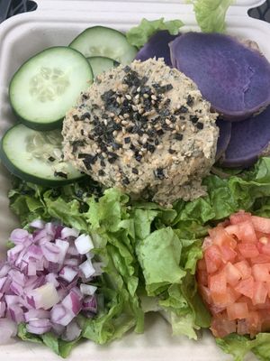 « Tuna » salad  at Herbivores in Kailua Kona