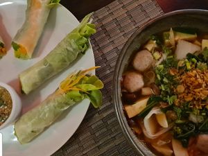 Fresh spring rolls and noodle soup at Goodsouls Kitchen in Chiang Mai