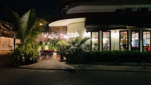 main entry at evening  at Goodsouls Kitchen in Chiang Mai