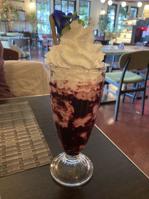 Berry Smoothie  at Goodsouls Kitchen in Chiang Mai