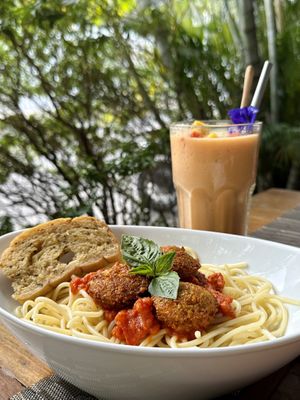 Falafel tomato sauce (200 THB), Plain spaghetti (60 THB), Four seasons smoothie (120 THB)  at Goodsouls Kitchen in Chiang Mai