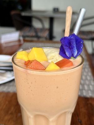 Four seasons smoothie (120 THB)  at Goodsouls Kitchen in Chiang Mai