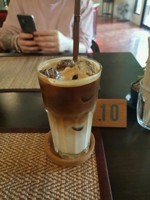 almond milk iced caramel macchiato at Goodsouls Kitchen in Chiang Mai