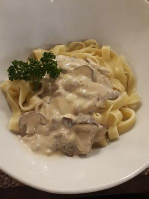 Mushroom and cashew cheese fettuccine at Goodsouls Kitchen in Chiang Mai