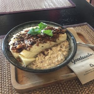 Muesli bowl at Goodsouls Kitchen in Chiang Mai