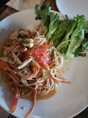 Ensalada de papaya at Goodsouls Kitchen in Chiang Mai