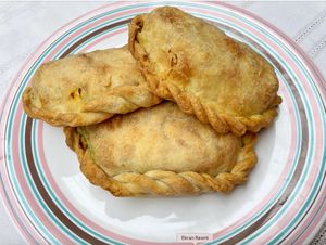 Samosa at Govinda Cafe - Mecidiyekoy in Istanbul
