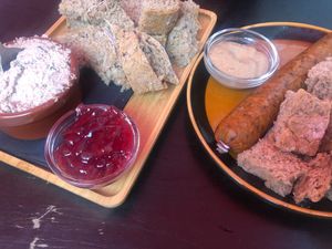 Walnut paté and Le Seitanist sausage at Het Strand - The Strand in Leuven