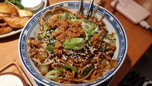 Dan noodles with mustard crumble (mustard seeds) #Veganuary at Het Strand - The Strand in Leuven