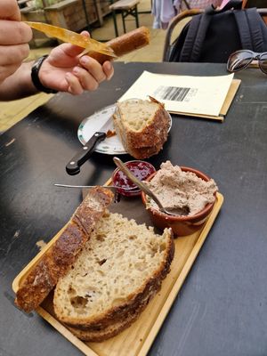 Tiny portions now at Het Strand - The Strand in Leuven