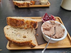 Walnut pate has shrunk over time. Now not enough bread. Pity at Het Strand - The Strand in Leuven
