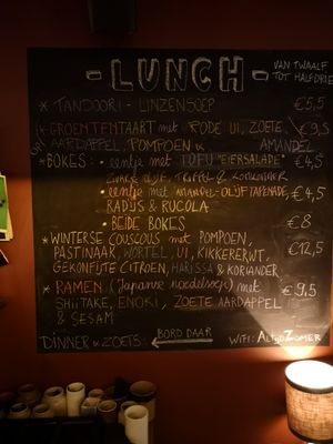 Lunch menu at Het Strand - The Strand in Leuven