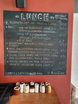 lunch menu at Het Strand - The Strand in Leuven
