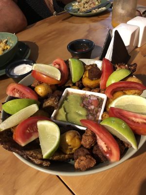 Picada para compartir   at Cherry's Cocina in Pereira