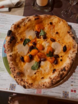 Pizza bianca at Rossopomodoro in Trieste