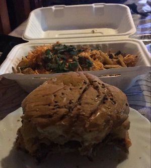 Hamburguesa onion y bacon fries  at Vurger Joint in Santiago