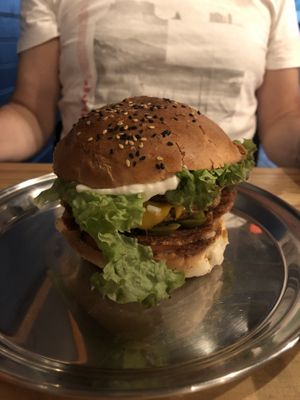 Jala-pin-yo at Vurger Joint in Santiago