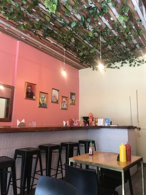 Bar at Vurger Joint in Santiago