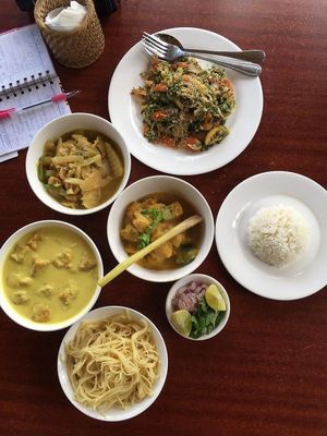 Veg choices, curries, rice and more.... at Paw Paw in Nyaungshwe