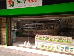 Frontal view of store at Bollyfood in Gran Canaria