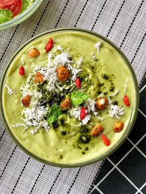 Green Machine smoothie bowl at Alchemy Vegan in Chiang Mai