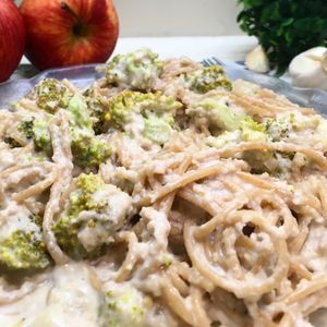 Broccoli pasta with cashew sauce at Lush in Cebu