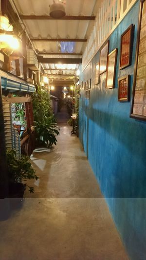 Path through the restaurant  at Pinto Restaurant in Koh Lanta