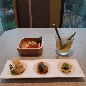  at elemen 元素 - HarbourFront in Central Singapore