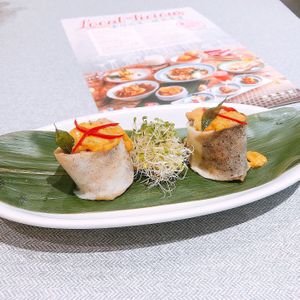 Salted egg popiah (local-licious menu valid from 9Jul-31Aug 2019) at elemen 元素 - HarbourFront in Central Singapore
