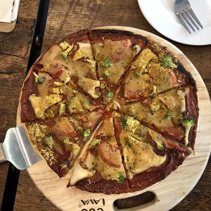 Pumpkin and mushroom pizza (maybe?!) at Cozy Corner in East Singapore