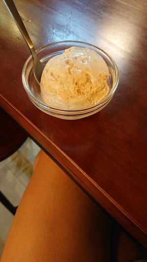 peanut butter ice cream at Cozy Corner in East Singapore