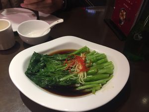 Seasonal vegetables (spinach) - 18 Yuan at Jujube Tree 枣子树素餐厅 - 成都铂金城店 in Chengdu