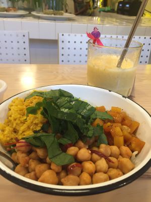 Tasty rice bowl  at Pulpa Amor Liquido  in Mexico City