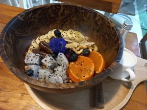 Granola bowl at Pure Vegan Heaven @Freeative in Chiang Mai