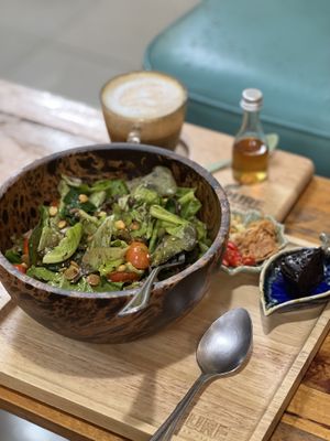 Burmese salad  at Pure Vegan Heaven @Freeative in Chiang Mai