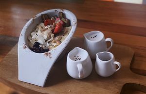 Underrated cafe in CM. Granola bowl  at Pure Vegan Heaven @Freeative in Chiang Mai