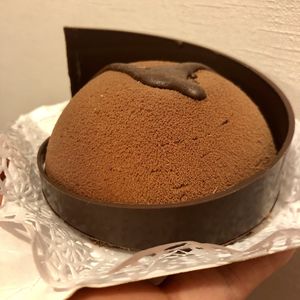 Tiramisu, vegano y GF at Pastelería y Panadería Sinfonía in Santiago