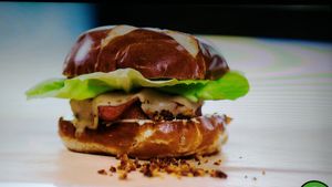 Hamburger at Veggy Street in Las Vegas