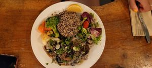 Tellergericht Nr. 3 at Vantra Vegan in London