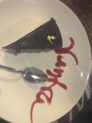 Raw blueberry fudge brownie at Vantra Vegan in London