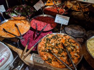 dishes at Vantra Vegan in London